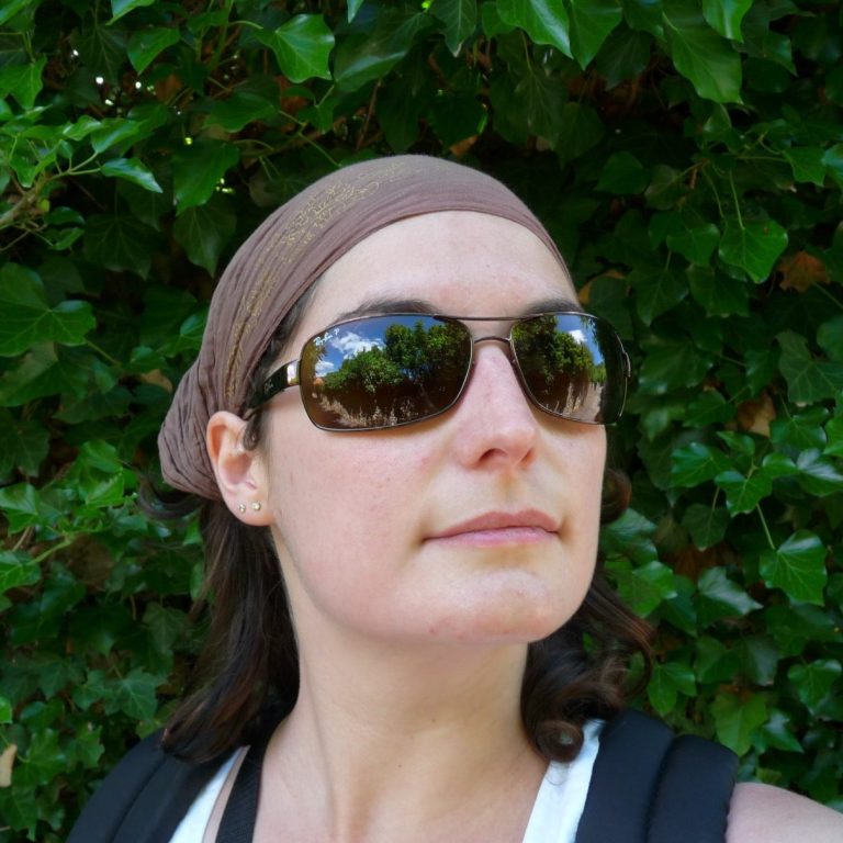 Une thérapie est un espace sûr où tu peux avancer à ton rythme, poser tes difficultés et découvrir des solutions qui fonctionnent pour toi